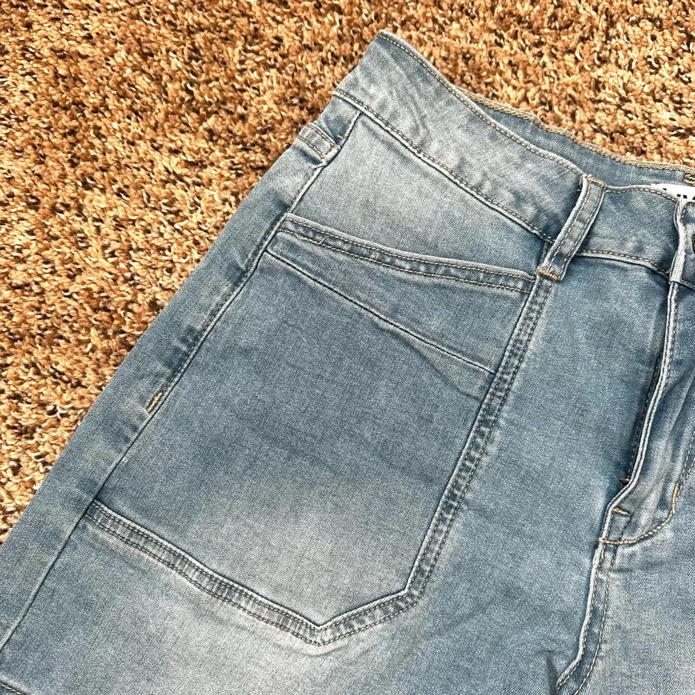 Luvamia Women's Light Blue Jean Shorts - Picture 3 of 5